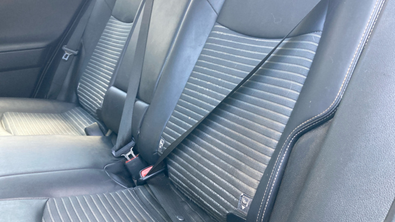 Toyota RAV4 2.5 VVT-i Hybrid Black Edition 5dr CVT Hybrid Estate